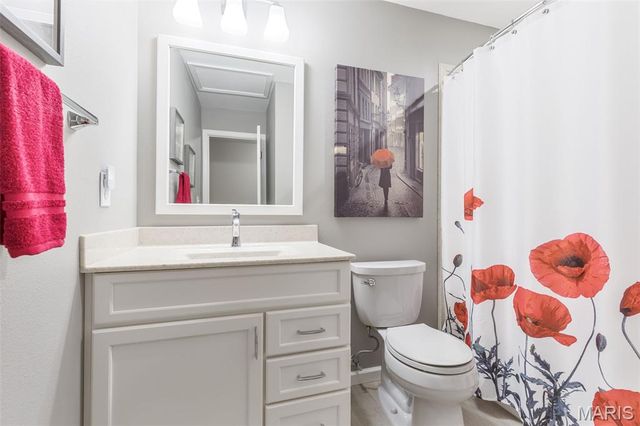 951 Riverwood Place Drive, Florissant, MO 63031