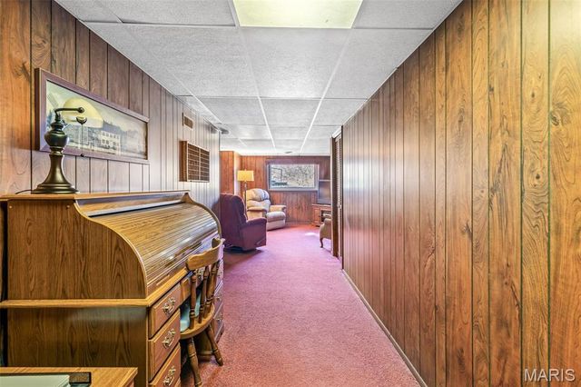 951 Riverwood Place Drive, Florissant, MO 63031