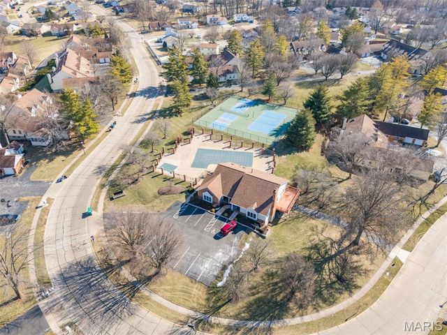951 Riverwood Place Drive, Florissant, MO 63031