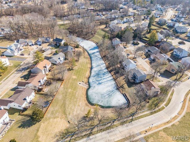 951 Riverwood Place Drive, Florissant, MO 63031