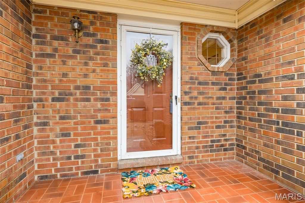 951 Riverwood Place Drive, Florissant, MO 63031