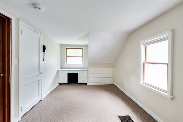 57 Bither St, Springfield, MA 01118