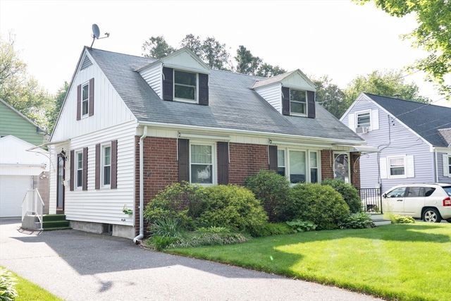 57 Bither St, Springfield, MA 01118