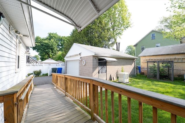 57 Bither St, Springfield, MA 01118