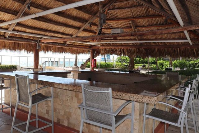 3001 S Ocean Drive 1011, Hollywood, FL 33019