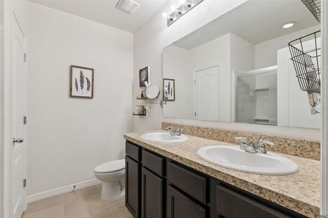 427 ARBOR LAKES DRIVE, Davenport, FL 33896