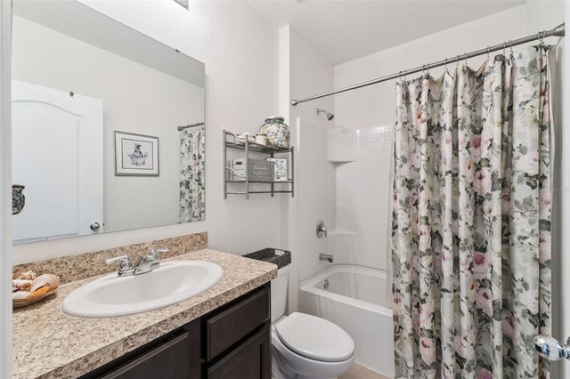 427 ARBOR LAKES DRIVE, Davenport, FL 33896