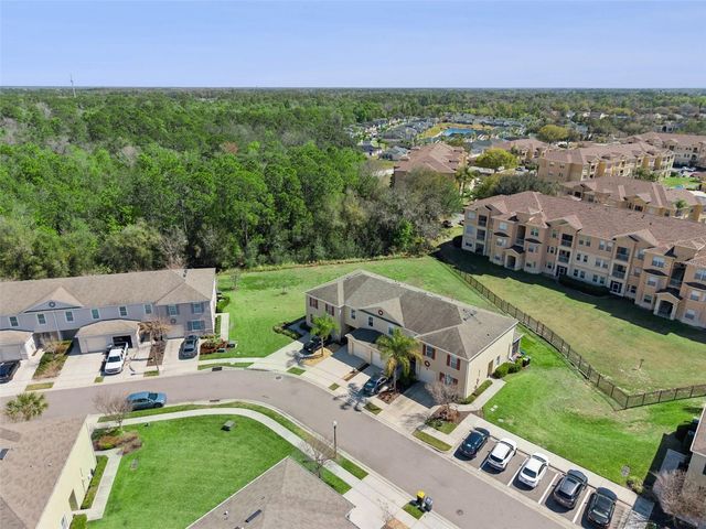 427 ARBOR LAKES DRIVE, Davenport, FL 33896