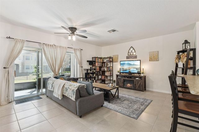 427 ARBOR LAKES DRIVE, Davenport, FL 33896