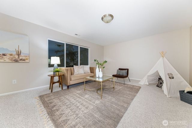 19114 110th Avenue Ct E, Puyallup, WA 98374