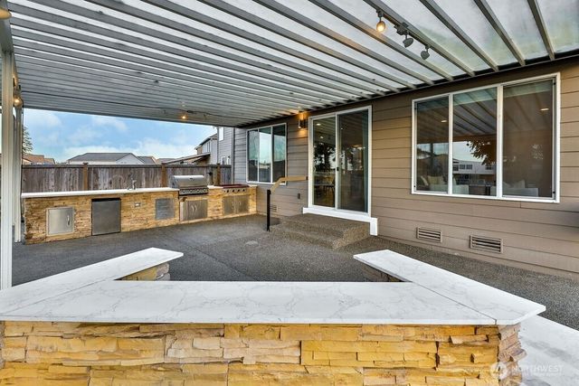 19114 110th Avenue Ct E, Puyallup, WA 98374