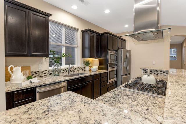 19114 110th Avenue Ct E, Puyallup, WA 98374