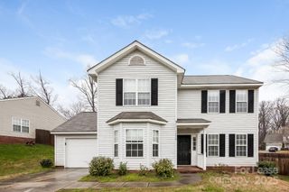 13029 Woodland Farm Drive, Charlotte, NC 28215