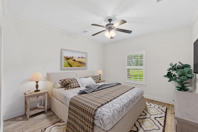 404 Saint Andrews Drive, New Ulm, TX 78950