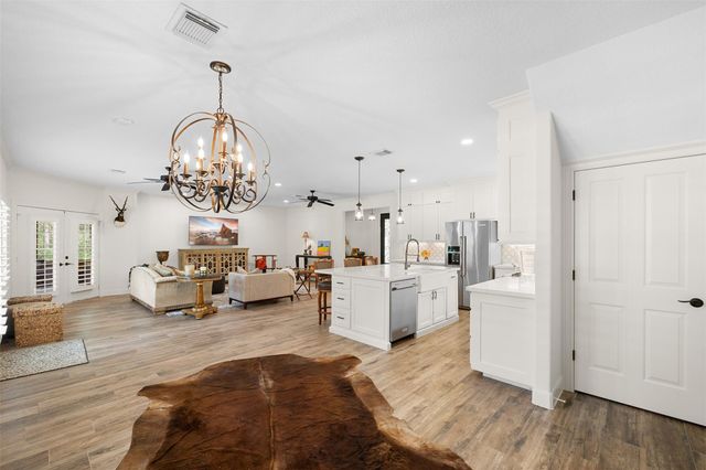 404 Saint Andrews Drive, New Ulm, TX 78950