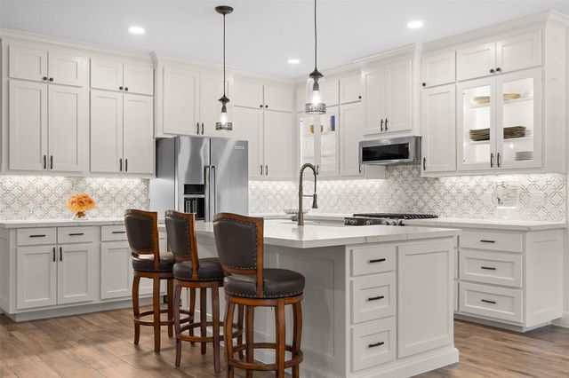 404 Saint Andrews Drive, New Ulm, TX 78950