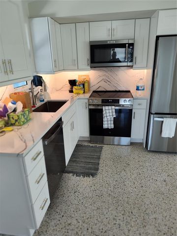 306 MAGNOLIA AVENUE, Anna Maria, FL 34216