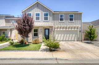 3448 N Douglas Avenue, Fresno, CA 93727