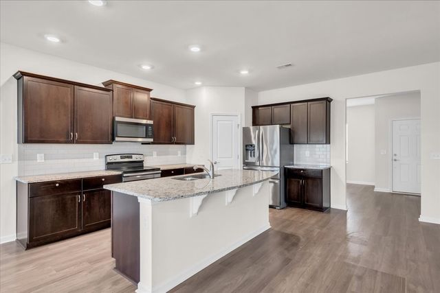 1846 Radnor Rd, Lebanon, TN 37087