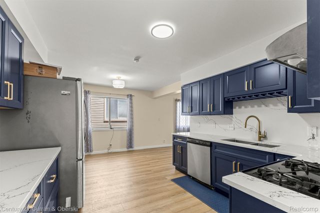 5110 Maple Street, Dearborn, MI 48126