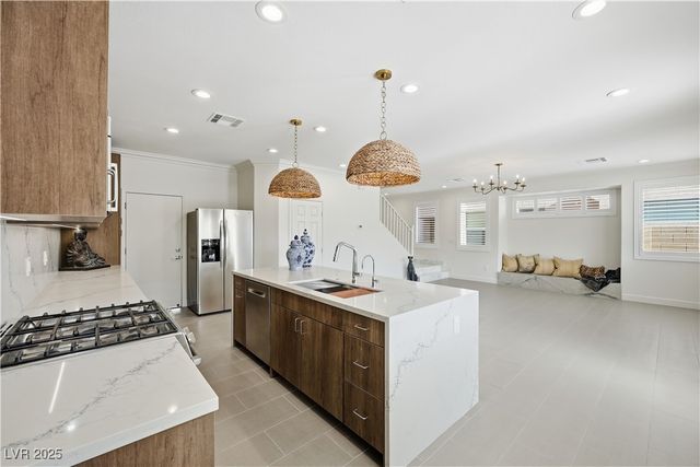 265 Rolling Springs Drive, Las Vegas, NV 89148