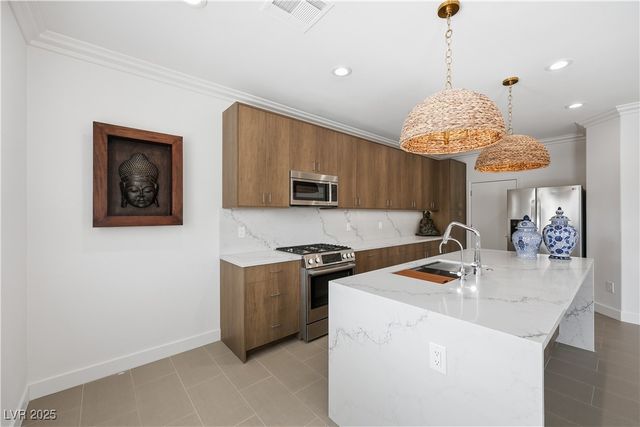 265 Rolling Springs Drive, Las Vegas, NV 89148