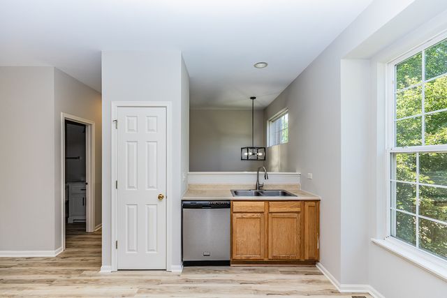 4213 Drexel Avenue, Aurora, IL 60504