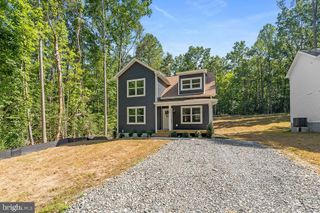 240 POPLAR DR, Louisa, VA 23093