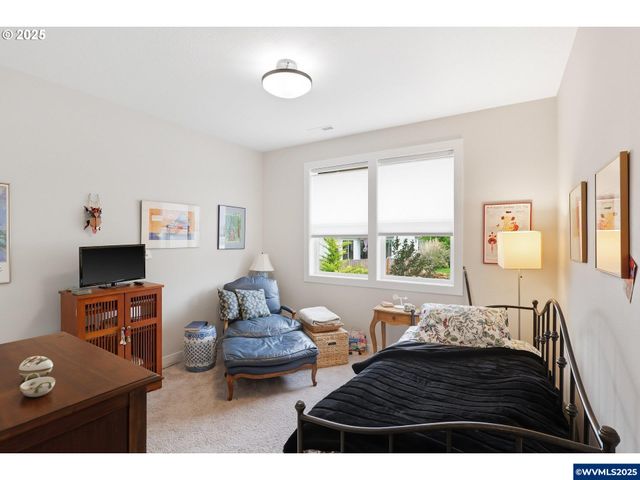 1408 Princeton Av, Silverton, OR 97381