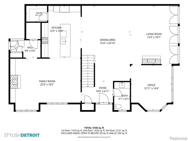 300 Woodland Villa Court, Birmingham, MI 48009