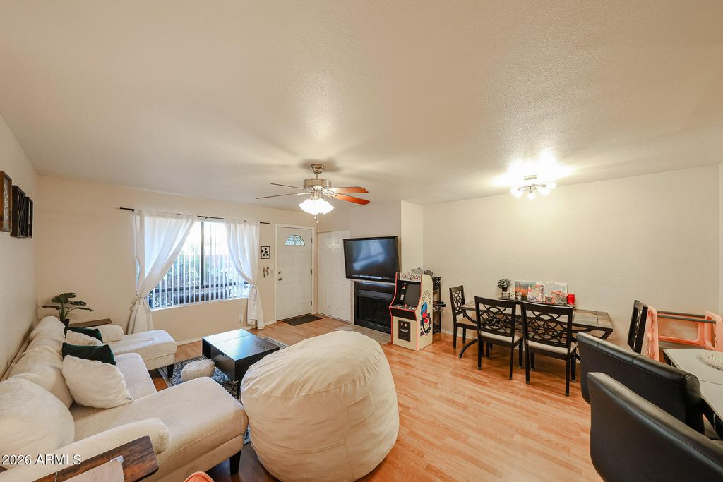 14203 N 19TH Avenue 1038, Phoenix, AZ 85023 — photo 3