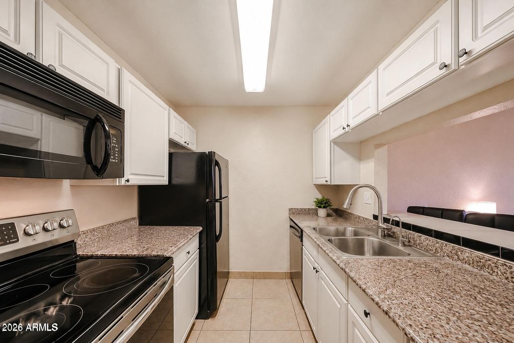 14203 N 19TH Avenue 1038, Phoenix, AZ 85023 — photo 4