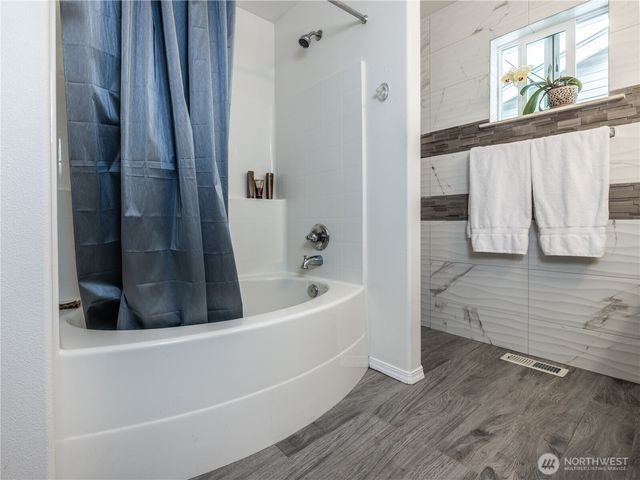 14610 33rd Place W, Lynnwood, WA 98087