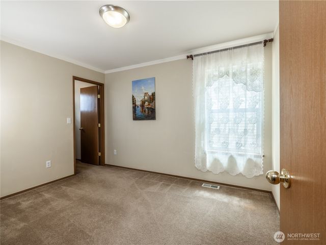 14610 33rd Place W, Lynnwood, WA 98087