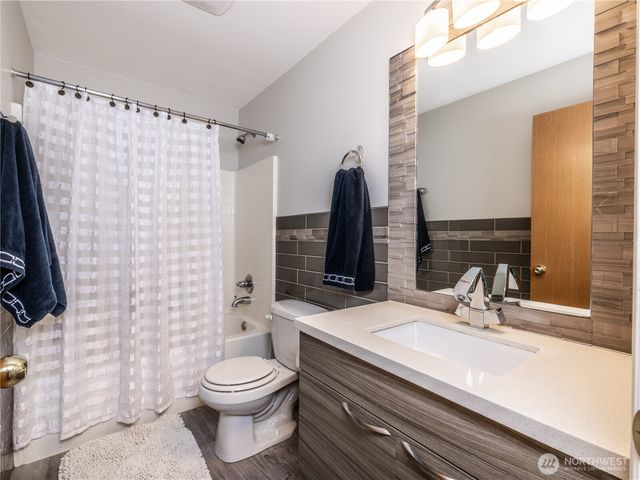 14610 33rd Place W, Lynnwood, WA 98087