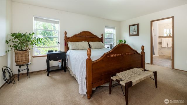 14610 33rd Place W, Lynnwood, WA 98087