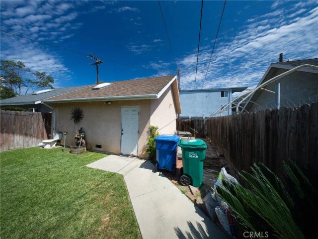 348 Daisy Avenue, Long Beach, CA 90802