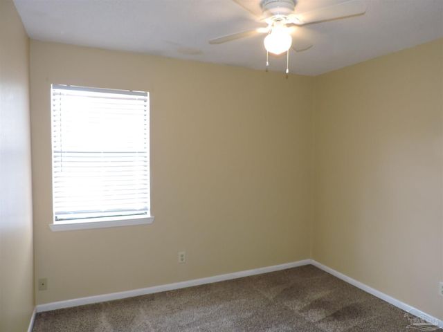 130 E 9 Mile Rd 17, Pensacola, FL 32534