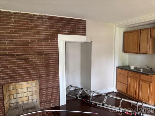 312 Davis Park Road, Gastonia, NC 28052