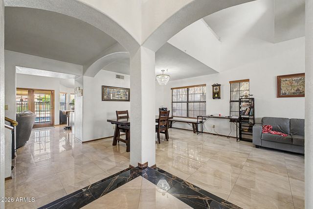 7426 W ORAIBI Drive, Glendale, AZ 85308