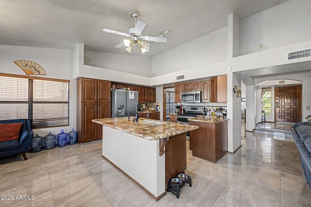 7426 W ORAIBI Drive, Glendale, AZ 85308