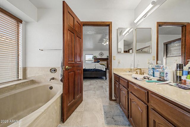 7426 W ORAIBI Drive, Glendale, AZ 85308