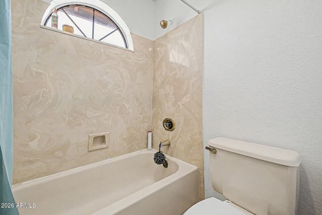 7426 W ORAIBI Drive, Glendale, AZ 85308
