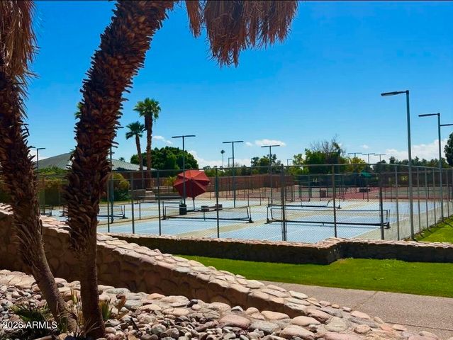 7426 W ORAIBI Drive, Glendale, AZ 85308