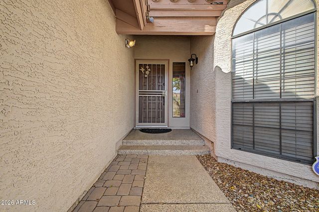 7426 W ORAIBI Drive, Glendale, AZ 85308