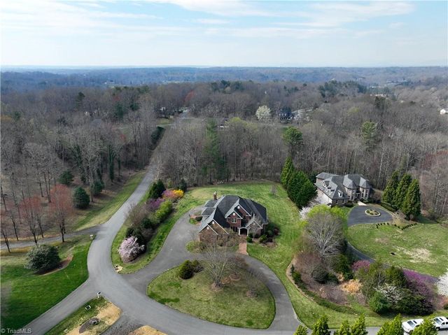 537 Montclaire Drive, Mount Airy, NC 27030