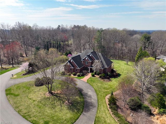 537 Montclaire Drive, Mount Airy, NC 27030