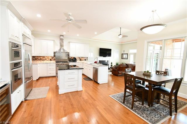 537 Montclaire Drive, Mount Airy, NC 27030