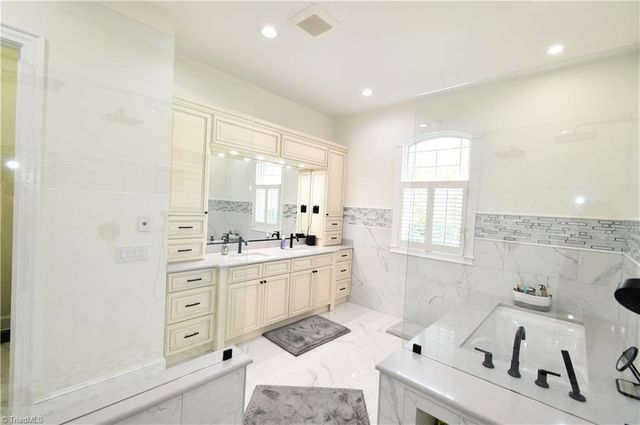 537 Montclaire Drive, Mount Airy, NC 27030