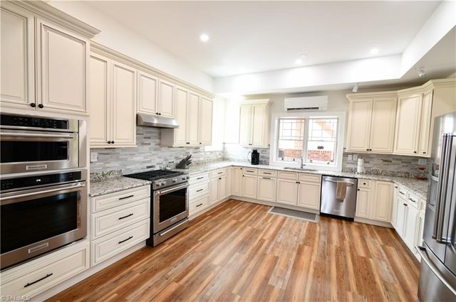 537 Montclaire Drive, Mount Airy, NC 27030